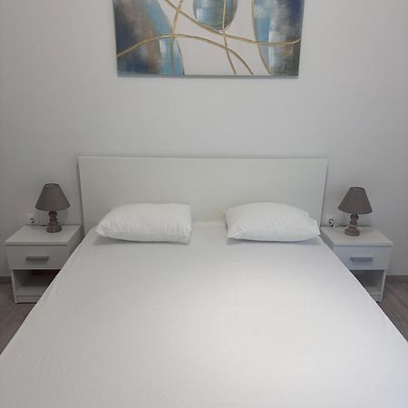 אתונה Ntinos Apartment Center Exarcheia מראה חיצוני תמונה